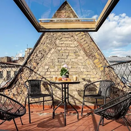 Luxury In Gediminas Avenue With Terrace